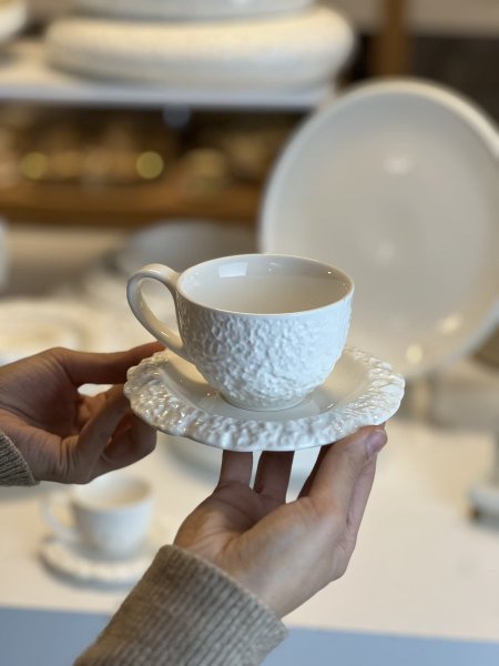 طقم فناجين شاي /نسكافيه بورسلان مصدف